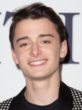 Noah Schnapp fotoğrafı