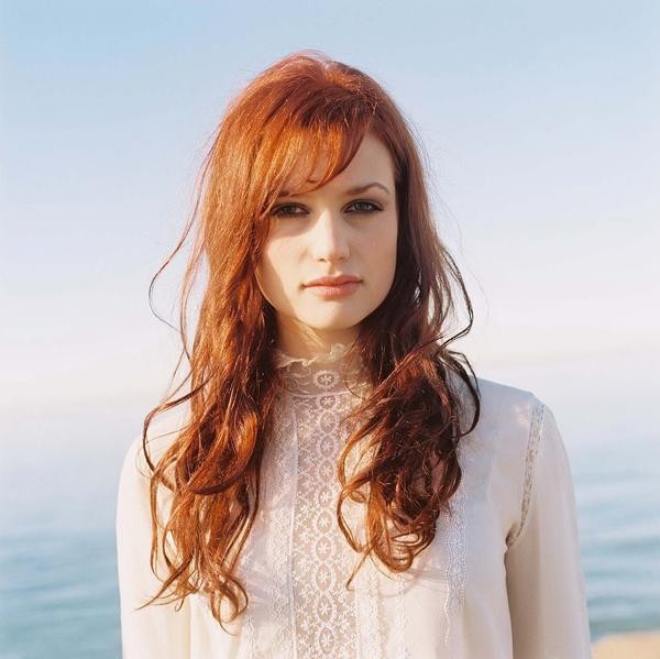 Alison Sudol Fotoğrafı