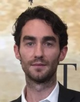 James Russell (i) fotoğrafı