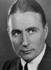 Syd Chaplin fotoğrafı