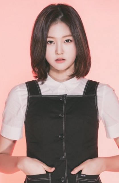 Shin Ji-hoon (i) Fotoğrafı