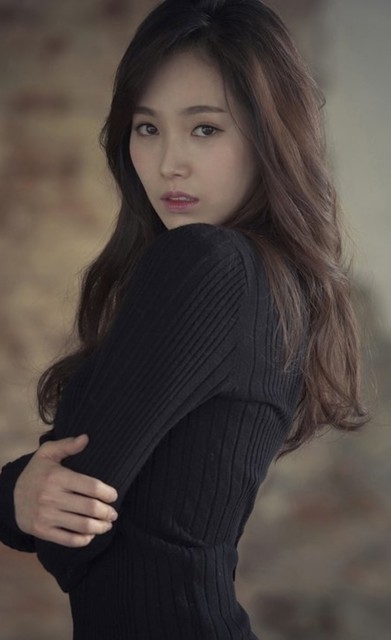 Yoon Jin-sol fotoğrafı