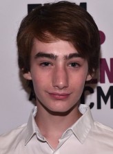 Theo Taplitz fotoğrafı