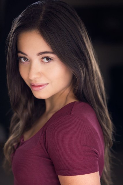 Caitlin  Mitchell-Markovitch Fotoğrafı