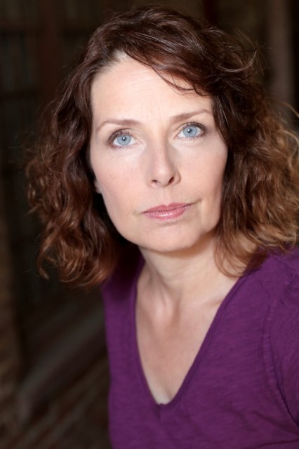 Ann  Lukens Fotoğrafı