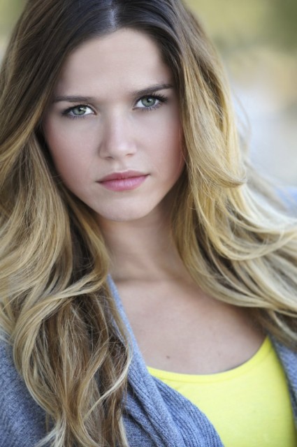 Anna Marie  Dobbins Fotoğrafı