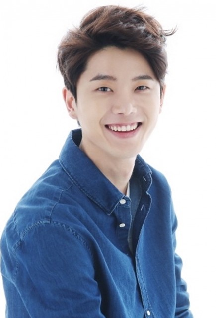 Jeon Sung-Woo fotoğrafı