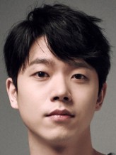 Jeon Sung-Woo fotoğrafı