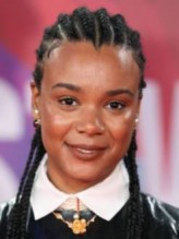 Leah Harvey fotoğrafı