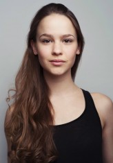 Clara Rugaard fotoğrafı