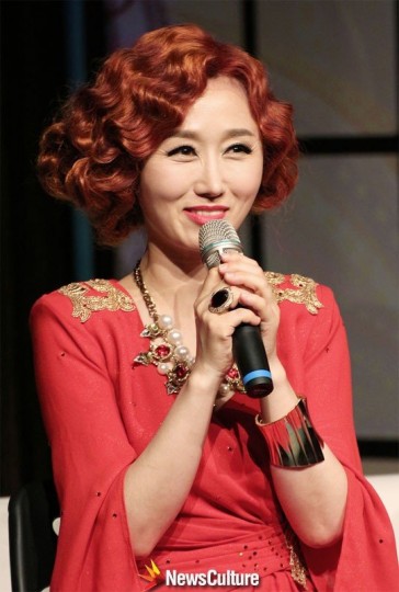 Lee Ji-ha Fotoğrafı