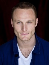 Yan Tual fotoğrafı