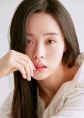 Choi Yoon-Ra fotoğrafı