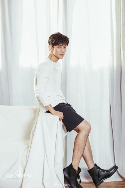 Yang Tong fotoğrafı