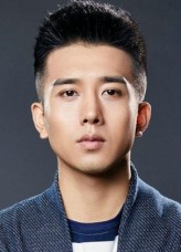 Sun Shao Long fotoğrafı