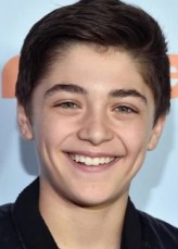Asher Angel fotoğrafı