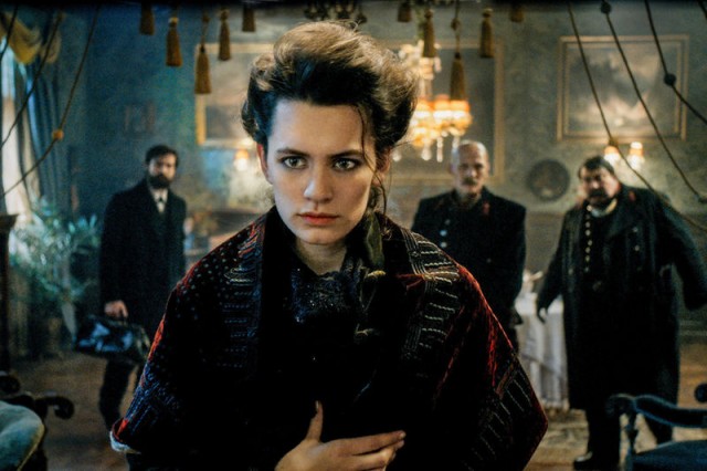 Ella Rumpf Fotoğrafı