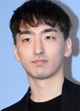 Han Byul fotoğrafı