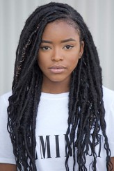 Lovie Simone fotoğrafı