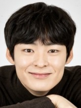 Song Geon-Hee fotoğrafı