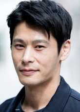 Oh Ryoong fotoğrafı