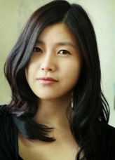 Jeong Ji-Yeon fotoğrafı