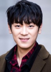 Lee Gi-Chang fotoğrafı