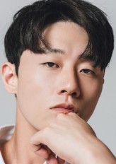 Lee Shin-Ki fotoğrafı