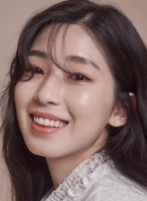 Choi Ha-young fotoğrafı