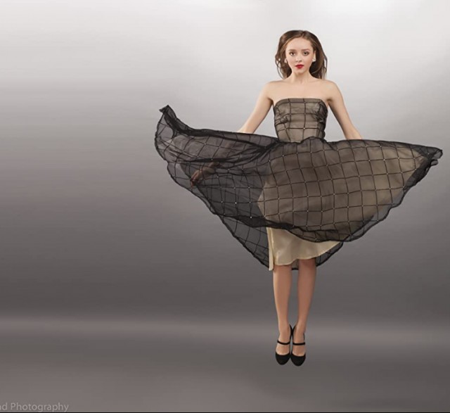 Madeleine Arthur Fotoğrafı