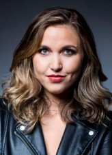 Taylor Tomlinson fotoğrafı