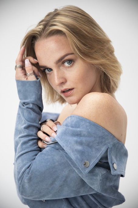 Hallea Jones Fotoğrafı