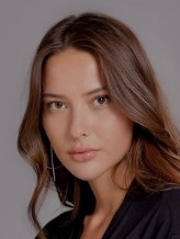 Elçin Zehra İrem fotoğrafı