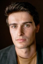 Mitchell Bourke fotoğrafı