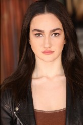 Sophia Adler fotoğrafı