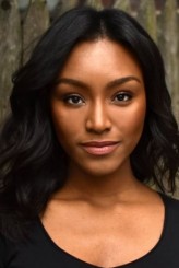 Kyra Weeks fotoğrafı