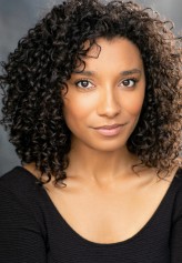 Adele James fotoğrafı