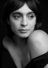 Simone Mercado fotoğrafı