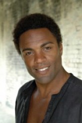 Ray Fearon fotoğrafı