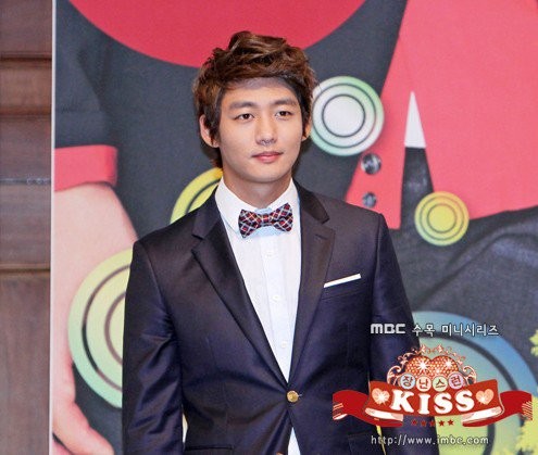 Playful Kiss Fotoğrafı