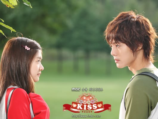 Playful Kiss Fotoğrafı