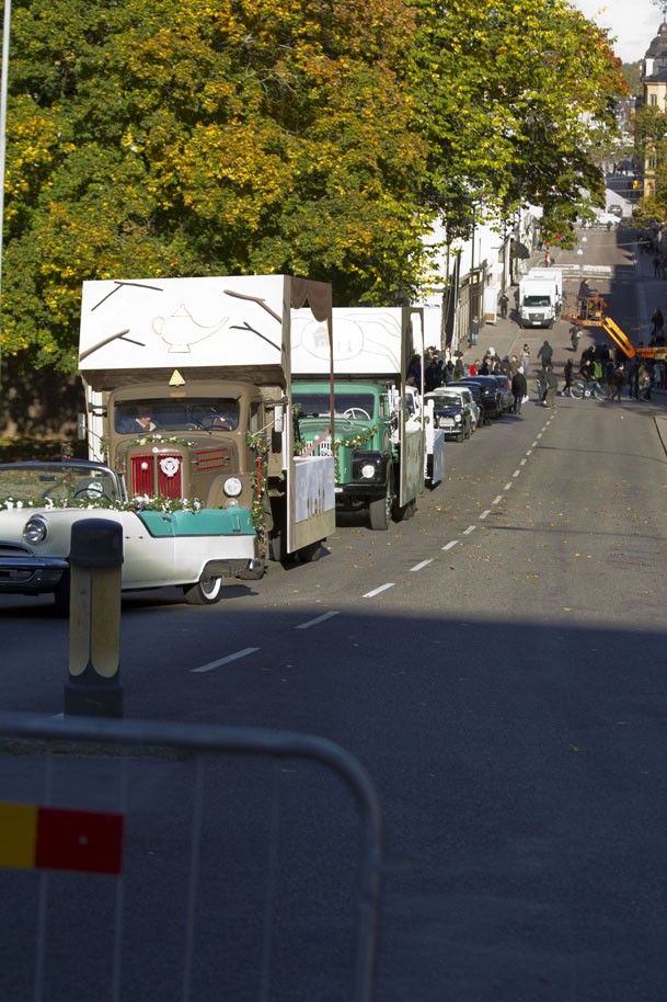 Ejderha Dövmeli Kız Fotoğrafı