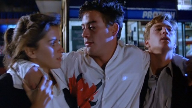 Less Than Zero fotoğrafı