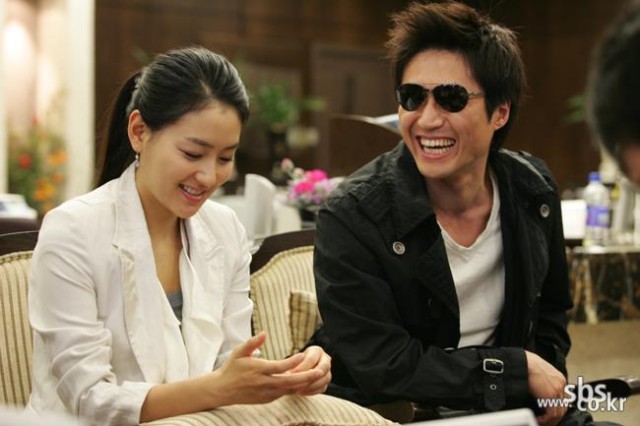 Money's Warfare Fotoğrafı