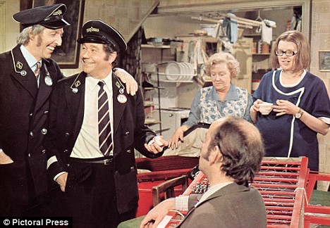 On The Buses Fotoğrafı