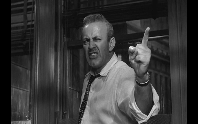 12 Kızgın Adam Fotoğrafı