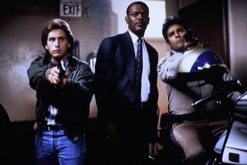 Loaded Weapon 1 Fotoğrafları 1