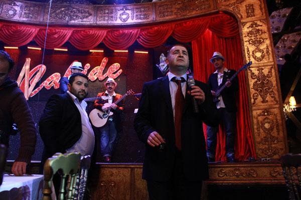 Kolpaçino: Bomba Fotoğrafı