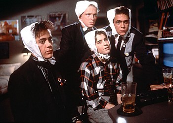 Weird Science Fotoğrafları 6