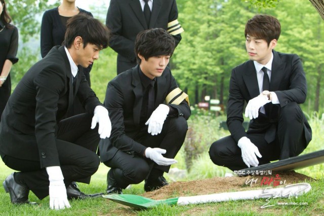 Nae Ma-eum-i Deul-li-da Fotoğrafı